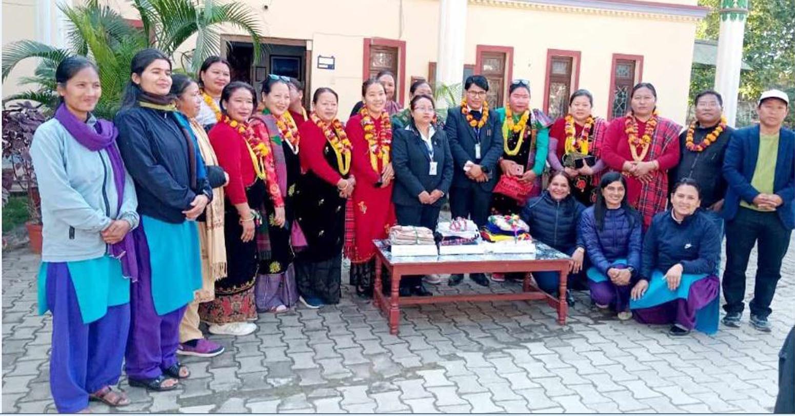कर्णाली प्रदेश संग्रहालयलाई मगर समुदायको पोशाक हन्तान्तरण