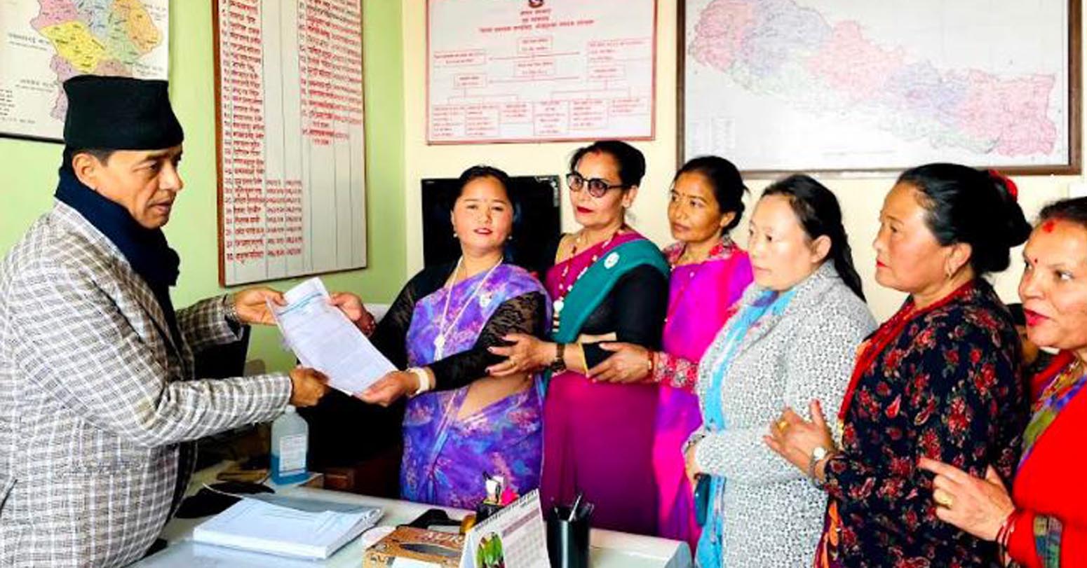 हिंसाविरुद्ध महिला मानव अधिकार रक्षक सञ्जालकाे ज्ञापन-पत्र