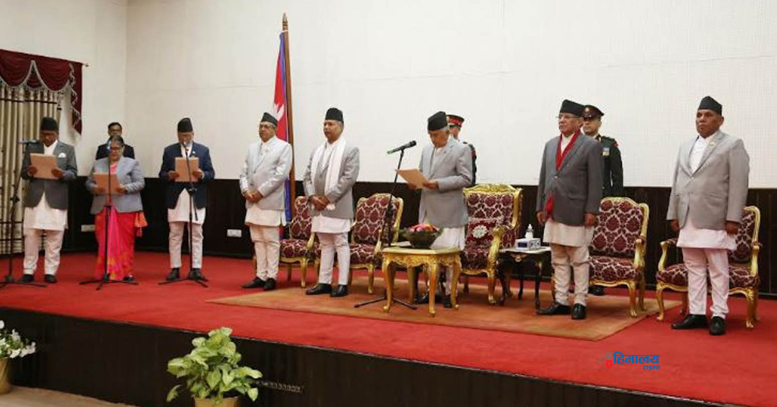 तीन प्रदेश प्रमुखलाई पद तथा गोपनीयताको शपथ