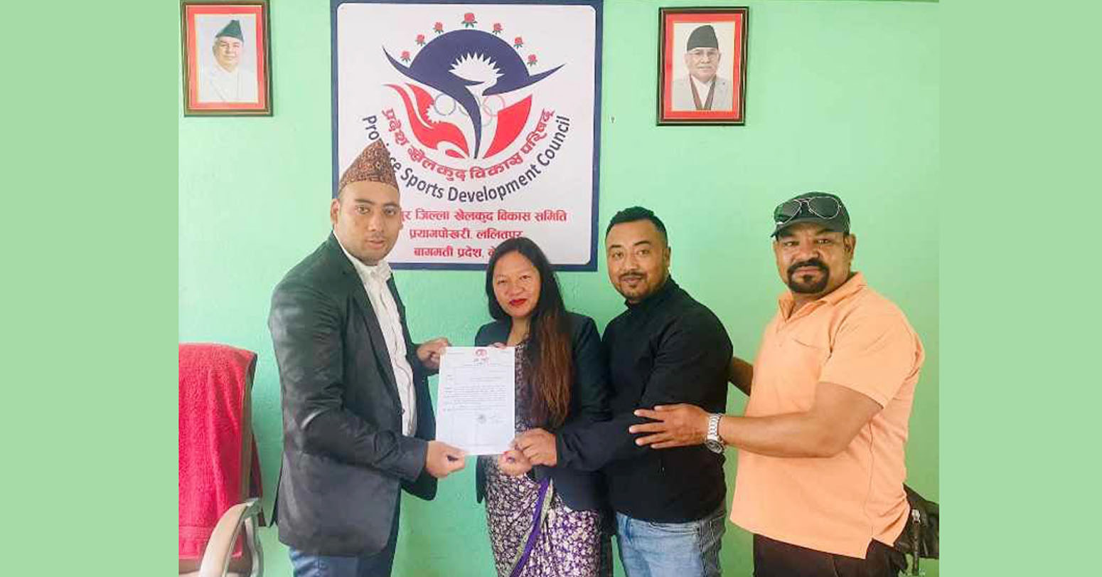 भलिबल प्रतियोगिता गर्दै महांकाल गाउँपालिका
