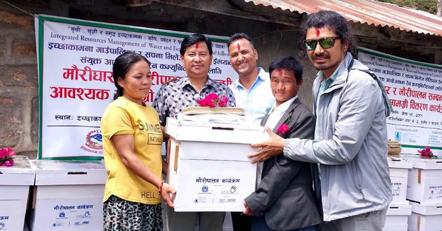 रैथाने मौरी जोगाउन विकट बस्तीमा आधुनिक घार