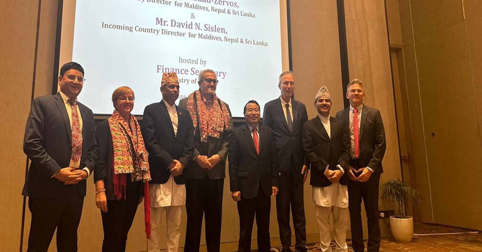 माल्दिभ्स, श्रीलङ्का र नेपालको देशीय निर्देशकमा सिस्लेन
