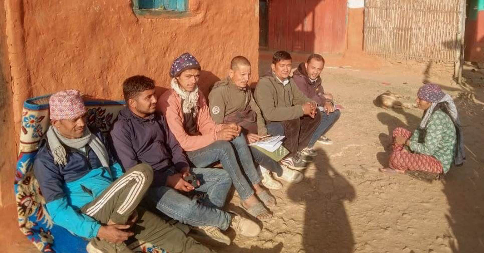 विष्ट परिवारले पाए आर्थिक सहायता