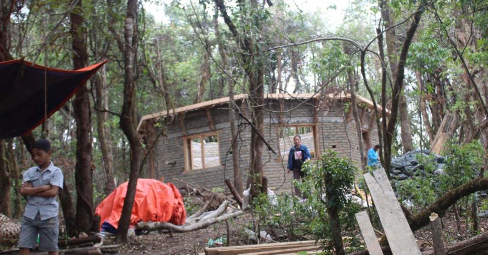 जंगलको बिचमा सामुदायिक ध्यान केन्द्र : गोलघरसहितका संरचना निर्माण