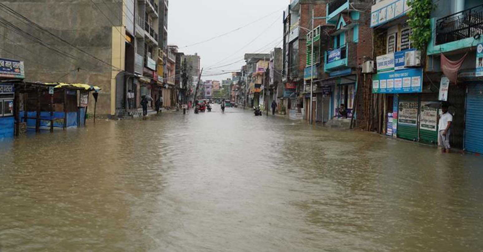 घरभित्र…