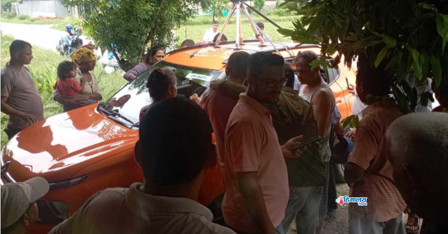 भरतपुरमा रेलमार्गको सर्भे गर्न आएको टोली स्थानीयको नियन्त्रणमा