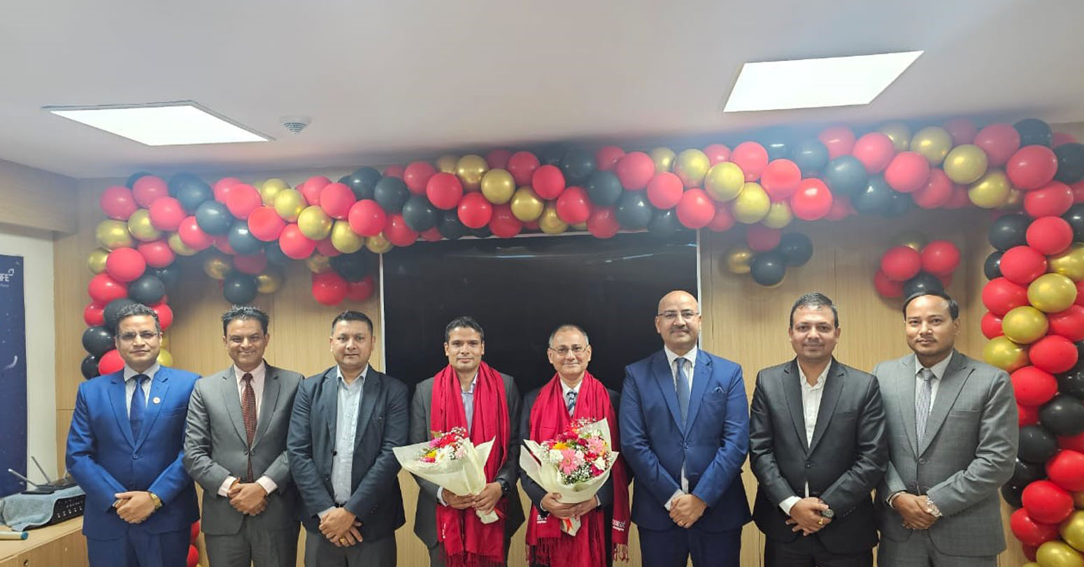 आइएमई लाइफको डिसिइओमा अमात्य र पौडेल