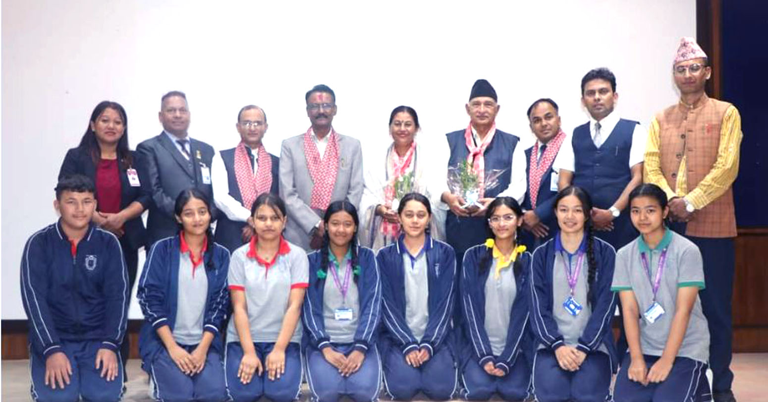 शान्ता उपन्यासमा रिलायन्स पब्लिकका विद्यार्थीहरू