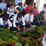 सामुदायिक विद्यालयले विद्यार्थीलाई टपरी र चकटी बनाउने सीप सिकाउँदै