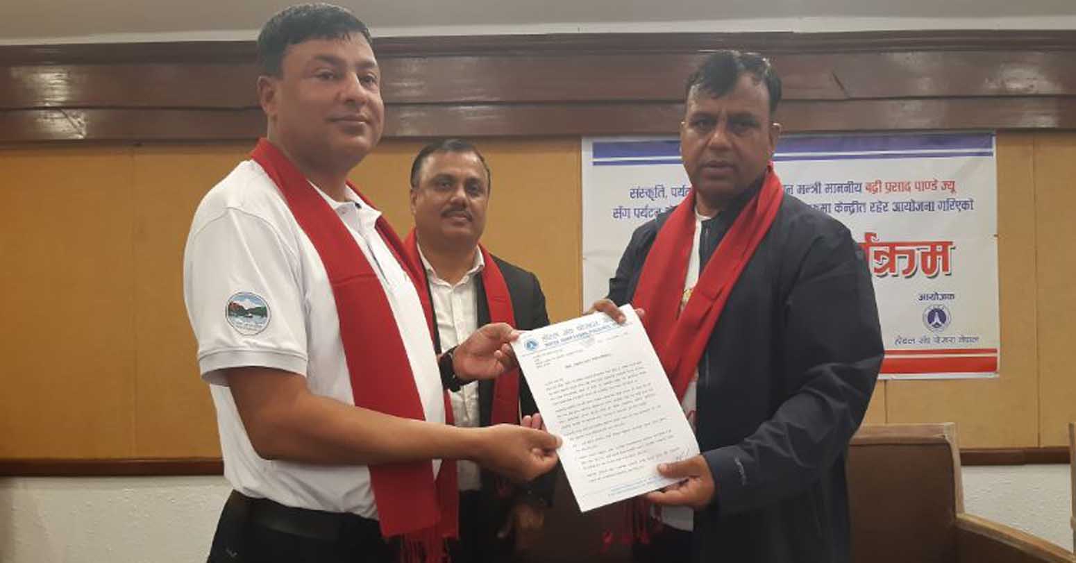 व्यवसायीद्वारा पोखरा अन्तराष्ट्रिय विमानस्थलबाट तत्काल अन्तर्राष्ट्रिय उडानको माग